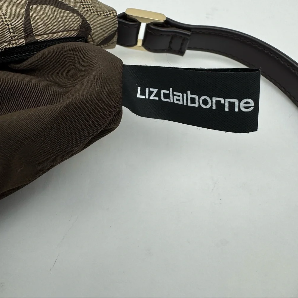 Liz Claiborne Vintage Y2K mini shoulder bag. Canvas exterior geometric pattern.